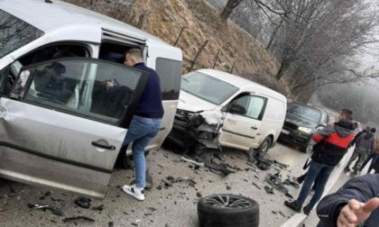 Zbog sudara tri automobila: Obustavljen saobraćaj preko Romanije