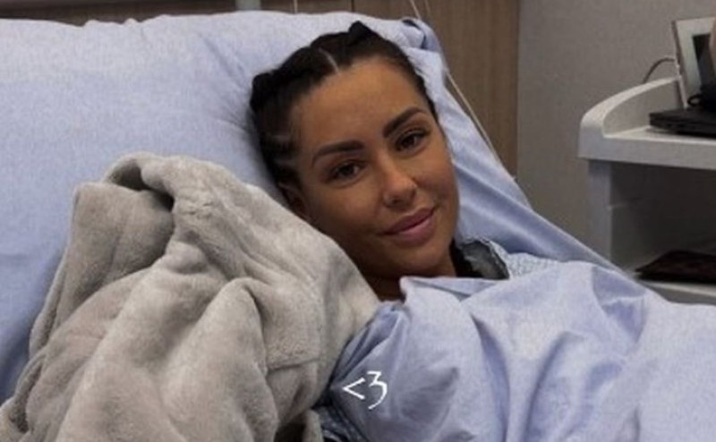 Porodila se Aleksandra Bursać! Pjevačia dobila kćerku sa 10 godina mlađim kolegom