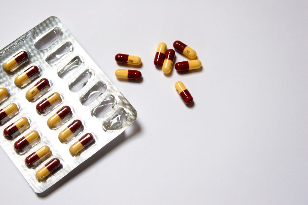 Evo koliko je opasno ako pijete antibiotik na svoju ruku ili ste ga dobili, a imate virusnu prehladu