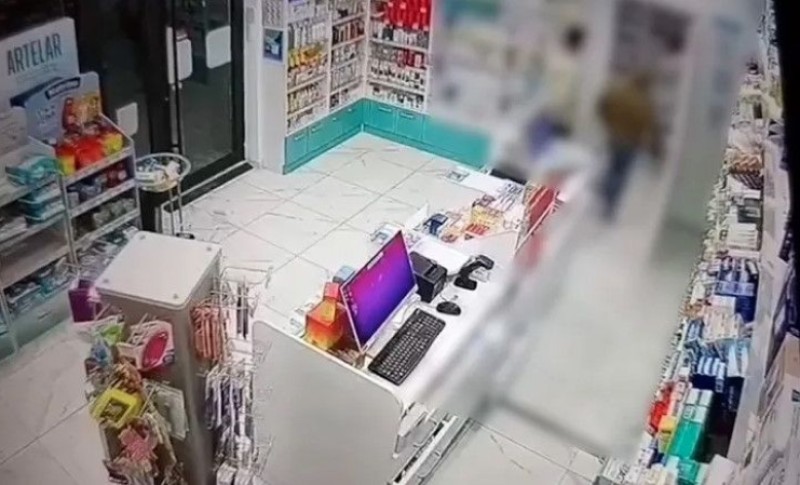 Uznemirujuće! Uhapšeni maloljetnici koji su radnicu apoteke tukli klompom po glavi