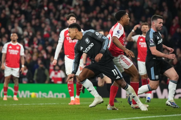 Arsenal razbio i Aston Vilu u derbiju: Nova blamaža Junajteda