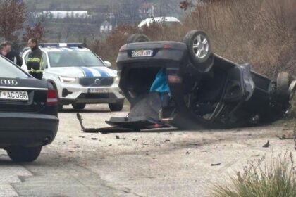 Sudar dva automobila: Povrijeđeno pet osoba, među kojima dvoje djece