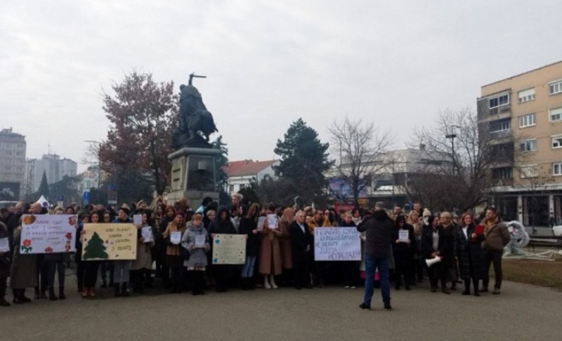 Vrtić ponovo “otvara vrata”: Obustavljen štrajk, zaposlenima obećane plate