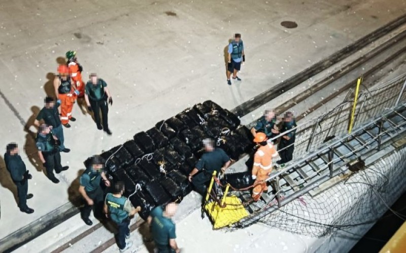 Zaplijenjena tona kokaina: U Španiji uhapšeni narko dileri, među njima osam državljana Srbije