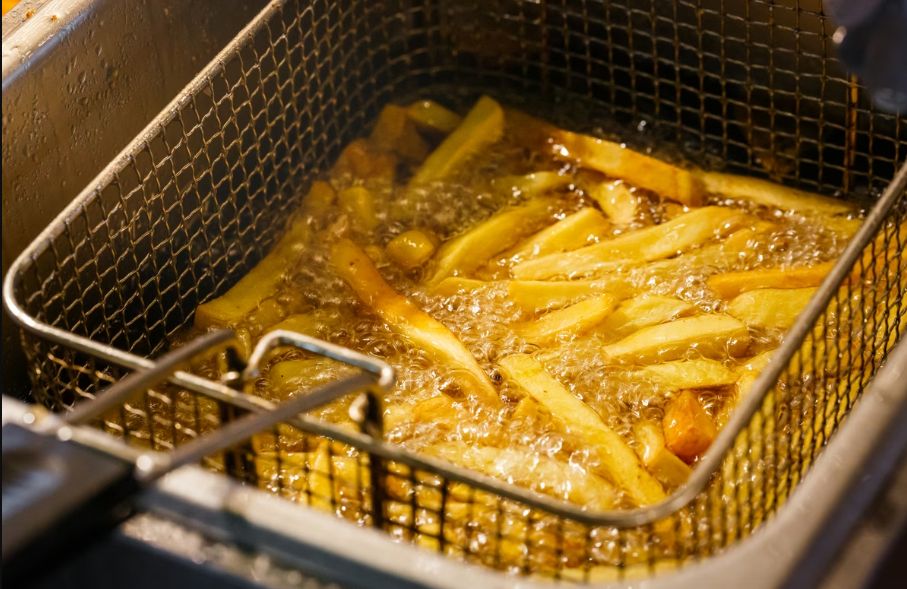 Zlato iz friteza: Korišćeno ulje postalo nova meta organizovanih krađa u Njemačkoj