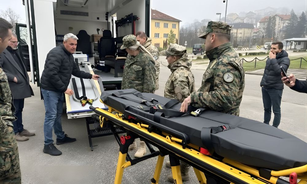 Slovenija donirala sanitetsko vozilo: Oružane snage BiH spremnije za hitne situacije