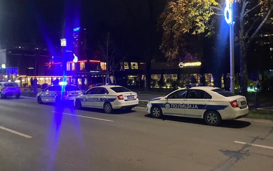 Poznat identitet ranjenog! Muškarac upucan u restoranu na Novom Beogradu
