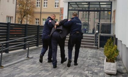 Oglasili se iz škole u Laktašima: Profesor koji je osumnjičen za pedofiliju dobio otkaz