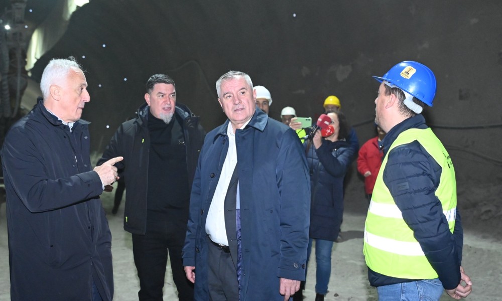 Višković obišao gradilište na Koridoru Pet C: Jedan tunel čeka dozvolu Federacije BiH