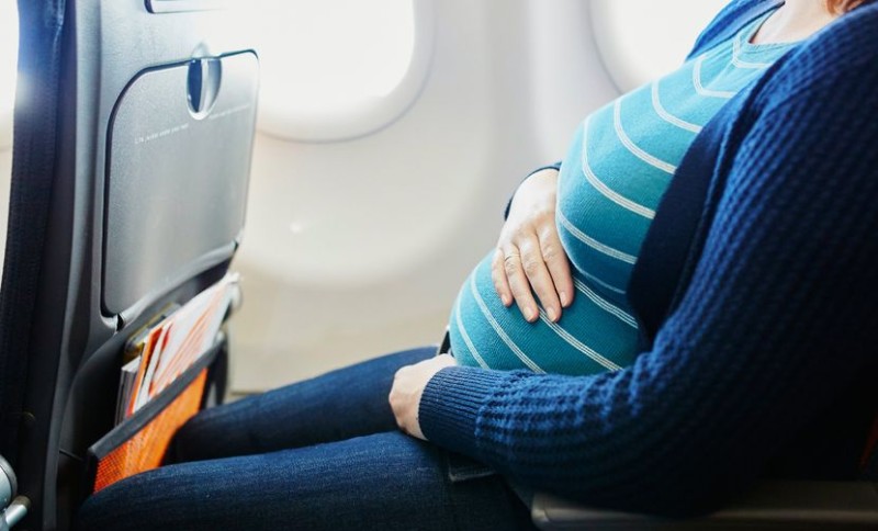 Uhapšeno devet osoba: Trudnici u avionu pukao vodenjak, a onda je izbio haos