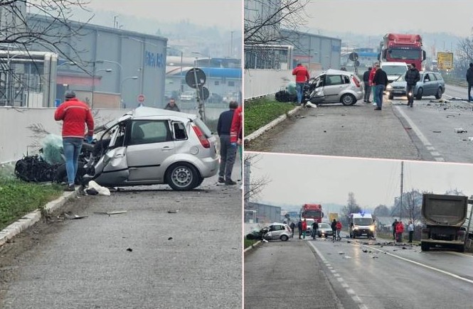 Teška nesreća: Sudar kamion i automobila, poginula jedna osoba