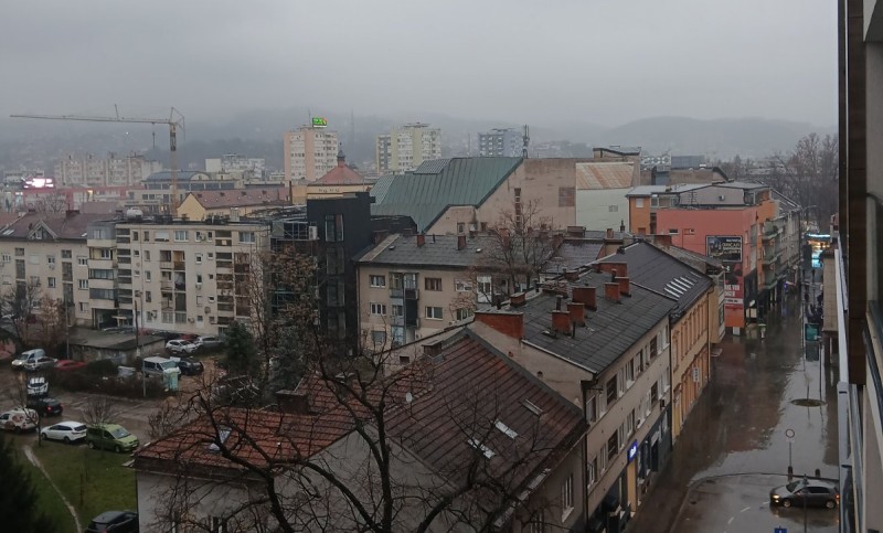 Padaće kiša, ali i temperatura: Prognoza o vremenu za kraj još jedne radne sedmice u BiH