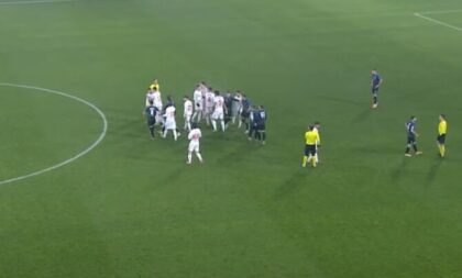 Srećom, bilo je pribranih igrača: Umalo izbila tuča na meču Zvezde i TSC-a VIDEO