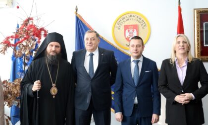 Božićni prijem u kasarni Kozara: Prisustvuju zvaničnici Srpske