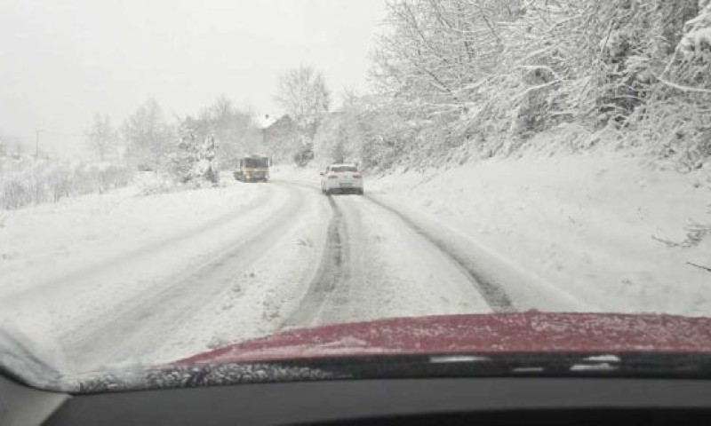 Oprez u ovom pravcu! Vozači zaglavljeni na putu ka Bronzanom Majdanu