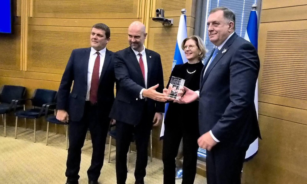 Delegacija Srpske u Izraelu: Dodiku uručeno priznanje “Žabotinski za slobodu” VIDEO