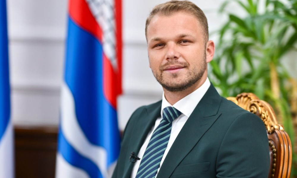 Stanivuković reagovao: Sramota je da se novac za izgradnju spomenika Trifunoviću prikuplja donacijama