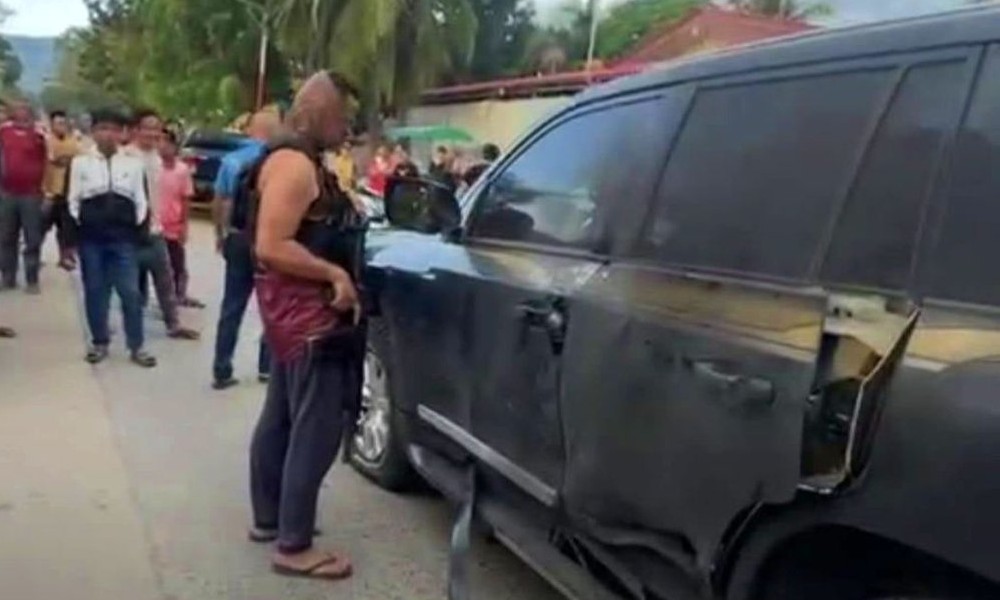 Napad na Filipinima: Gradonačelnik preživio atentat, vozilo pogođeno granatom VIDEO