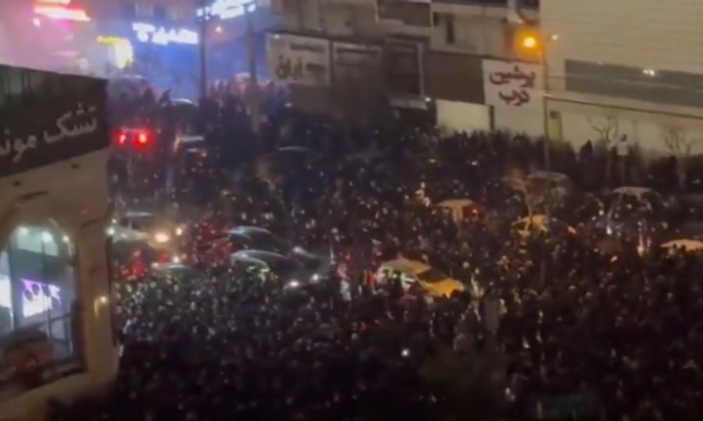 Iran gori, zvanični Teheran optužio Izrael i SAD: Podmetnuli požare i izazvali nasilje