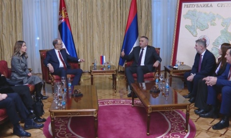 Delegacija Srbije u Srpskoj: Sastali se Minić i Macut u Banjaluci