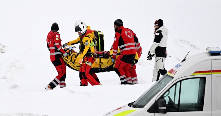 Stravičan pad Austrijanke pri brzini od 109 kilometara na sat. Skijašice se hvatale za glavu