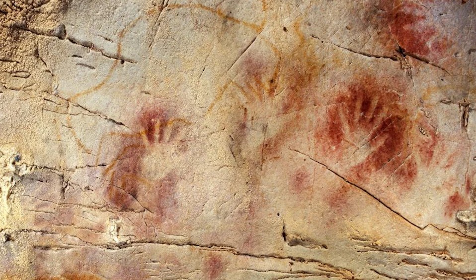 Crveni šablon ruke: Otkriveni najstariji pećinski crteži