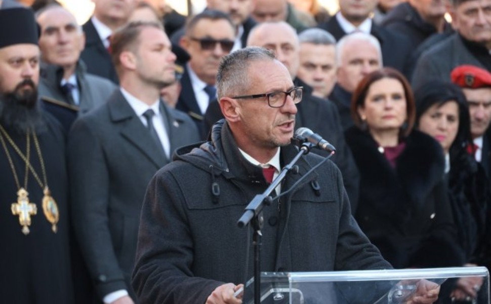 Ostojić o Centralnom spomen-obilježju: Simboliše žrtvu i stradanje srpskog vojnika