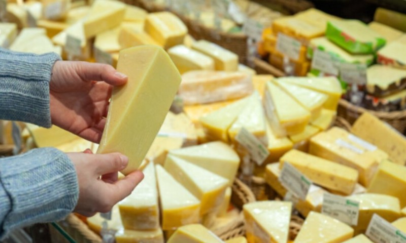 Mljekarska industrija zatražila: Hitno razdvojiti biljne i mliječne proizvode na tržištu