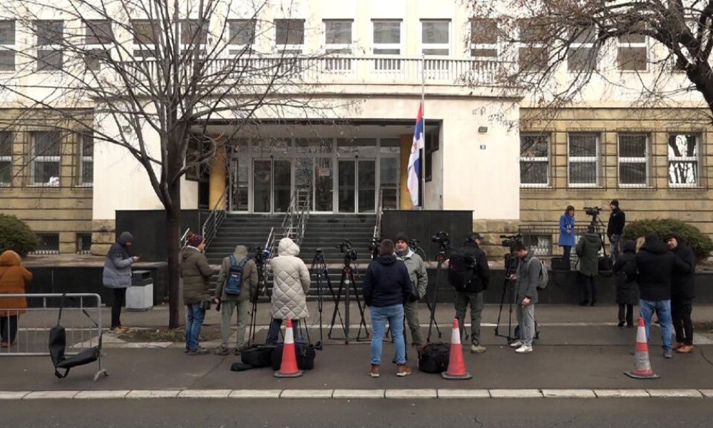 Požar na krovu: Gori zgrada Specijalnog suda, zaposleni evakuisani