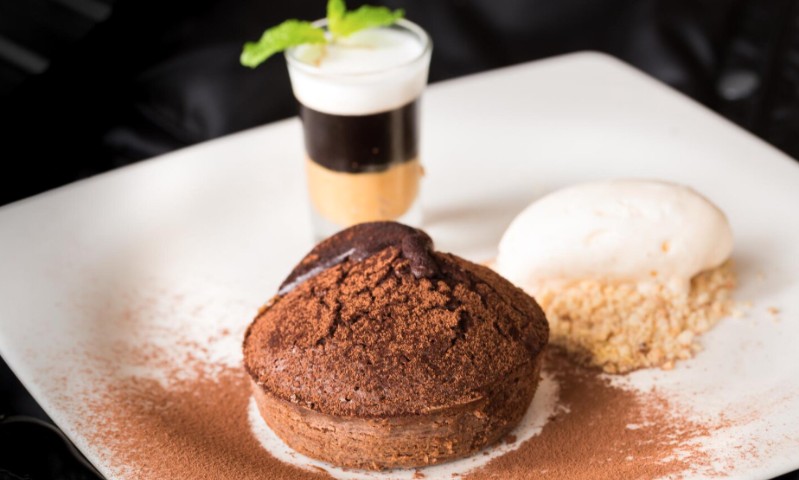 Čokoladni sufle sa kokosom: Jednostavan desert koji se topi u ustima