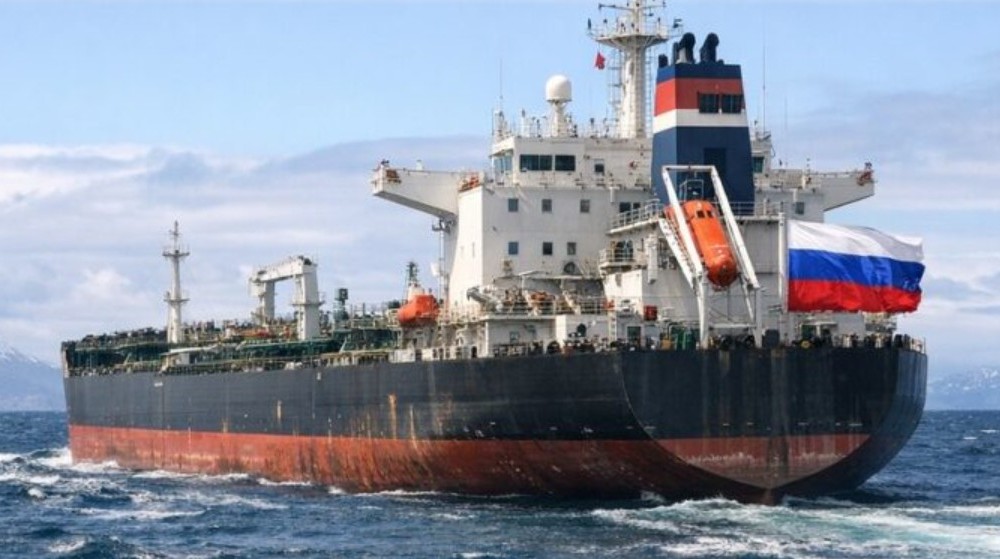 Makron o sprovedenoj akciji: Francuska zaplijenila tanker iz Rusije