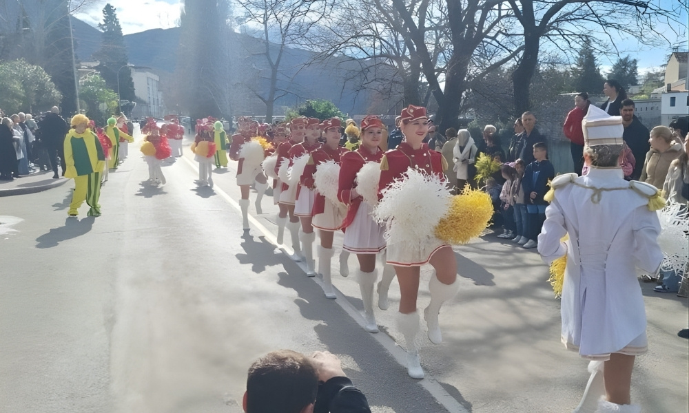 Miris mimoze stigao u Trebinje: Počelo odbrojavanje do februarske manifestacije VIDEO