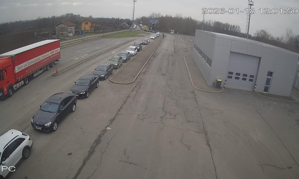 Pojačan saobraćaj na izlazu iz BiH: Gužve na prelazima Gradiška i Donja Gradina