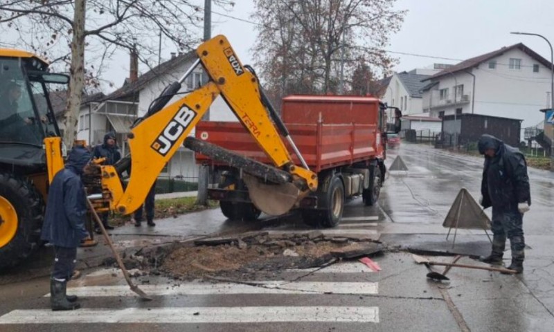Radnici “Vodovoda” na terenu: Četiri banjalučke ulice danas ostaju bez vode