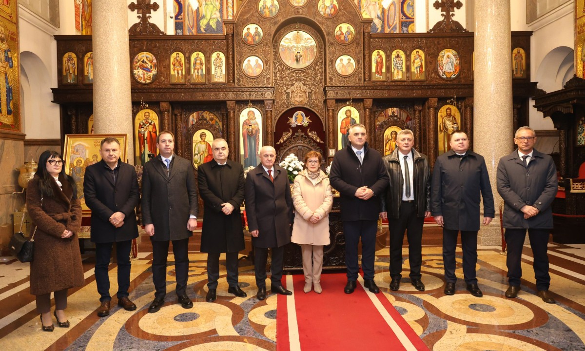 Nova vlada: Minić i ministri polažu zakletvu u Hramu Hrista Spasitelja