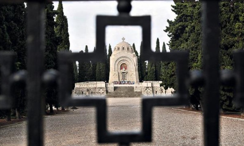 Sjećanje na srpske borce: Đurić položio vijenac na Zejtinliku kod Soluna