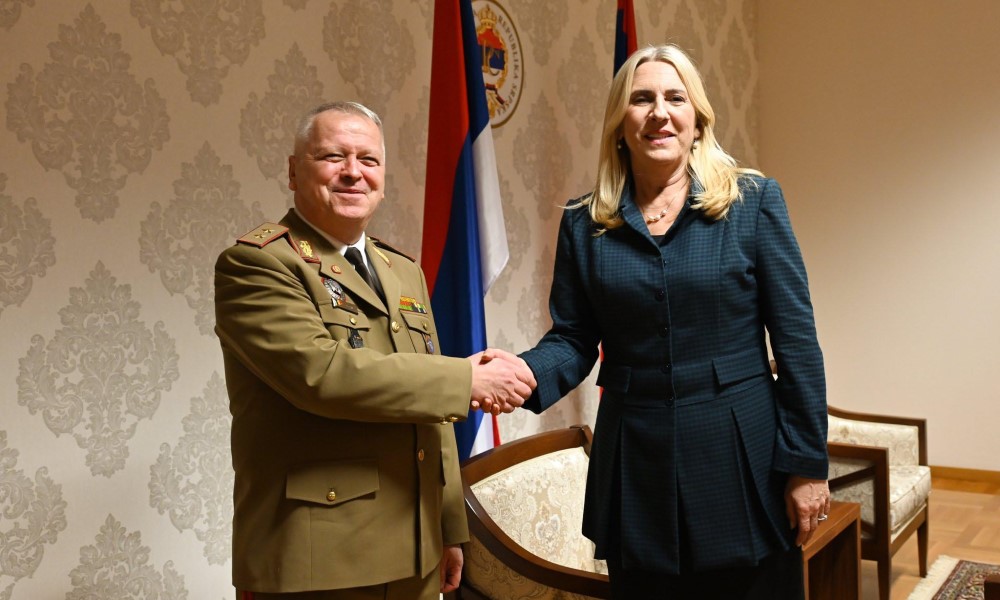 Oproštajna posjeta komandatna Eufora: Cvijanovićeva ugostila Florijana Marijana Barbua