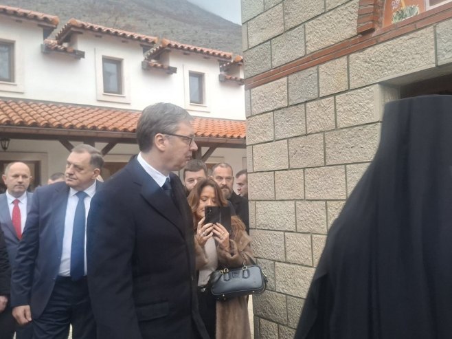 Vučić nakon obilaska Duhovnog centra u Mrkonjićima: Uvijek uz svoj narod u Srpskoj VIDEO