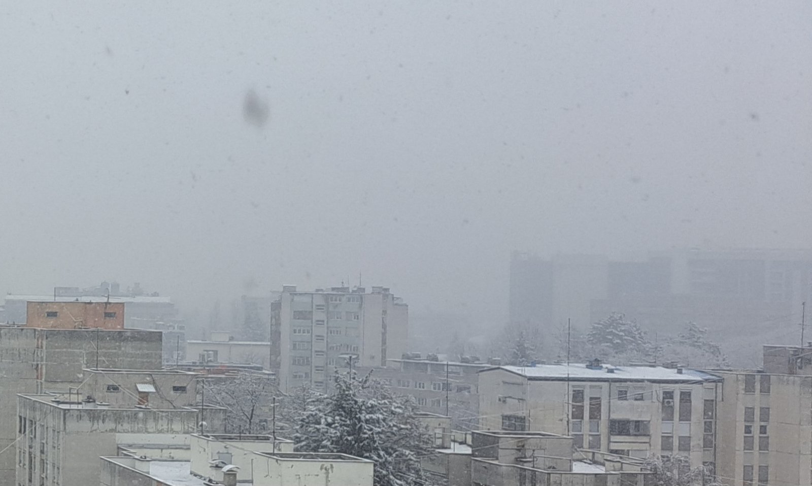 Ne izlazite napolje ukoliko baš ne morate: Vazduh nije zdrav u Banjaluci i Kaknju