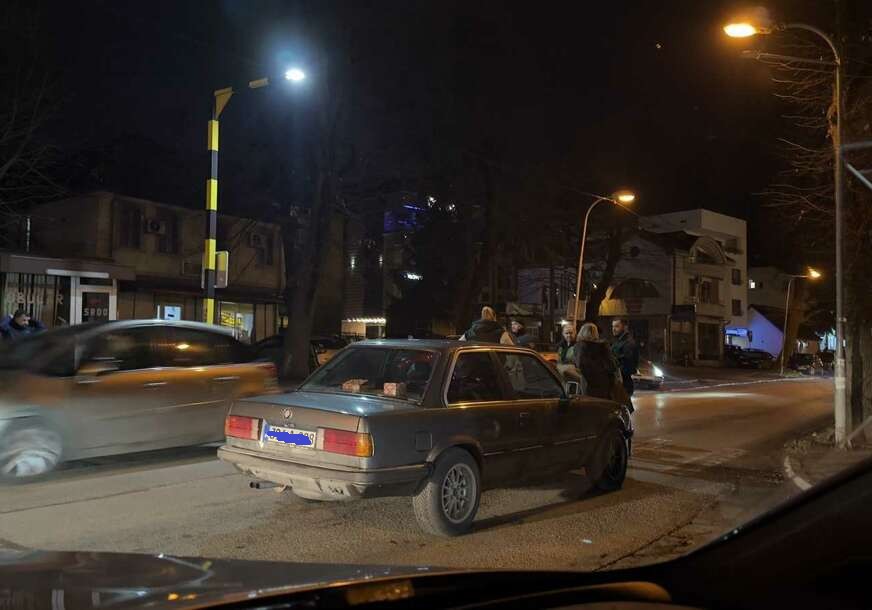 Nesreća u Banjaluci: Povrijeđen pješak, Hitna pomoć na terenu