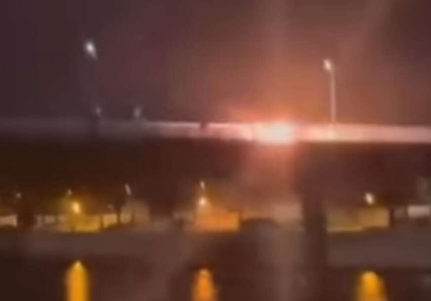 Zabrinjavajući incident tokom dočeka: Djeca benzinom polivala i palila most VIDEO