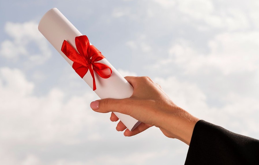 Zabrinjavajući podatak: Tek svaki 11 građanin BiH stariji od 25 godina ima diplomu