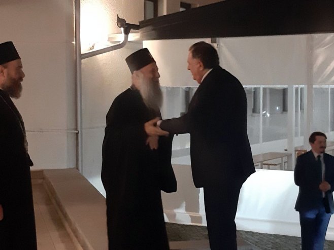 Dodik na krsnoj slavi kod patrijarha Porfirija: Tu sam da mu poželim sve najbolje i zahvalim