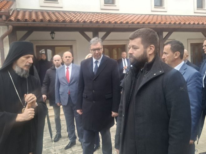 Dodik i Vučić obišli Duhovni centar u Mrkonjićima: Dočekao ih mitropolit Dimitrije VIDEO/FOTO