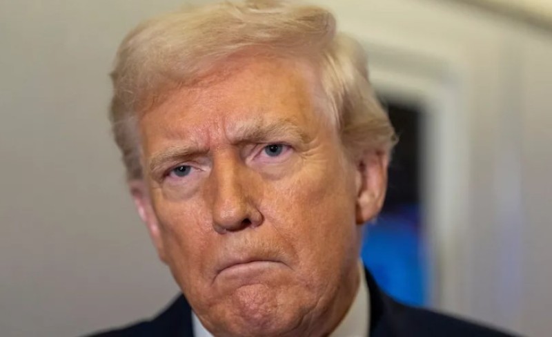 Gore društvene mreže: Donald Tramp snimljen bez šminke i pojačivača tena FOTO