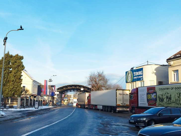 Adžić upozorava na apsurd blokade graničnog prelaza: Haos zbog jednog čovjeka