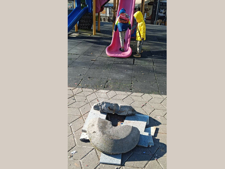 Bahatost na djelu u Banjaluci: U novogodišnjoj noći devastirano igralište za djecu FOTO