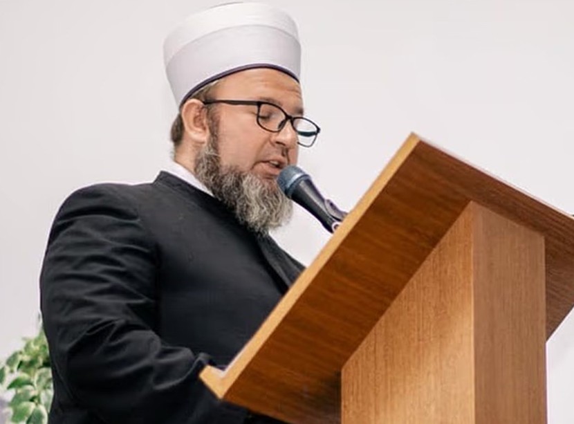 Na vozilo bračnog para bacane flaše i ostaci hrane: Imam iz BiH i supruga napadnuti u Australiji