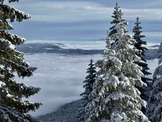 Zima opasno pokazuje zube: Ponedjeljak u BiH hladniji i s još više padavine