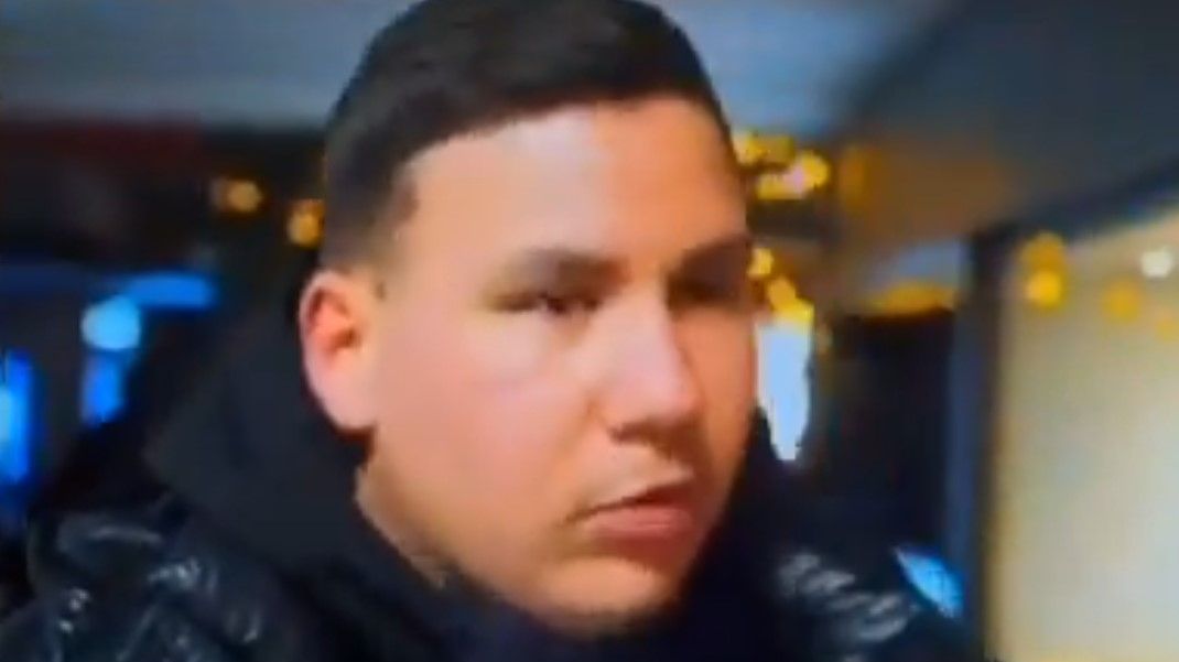 Mladi Novopazarac bio u baru smrti: Jedna boca je podignuta previsoko i plamen je zahvatio plafon